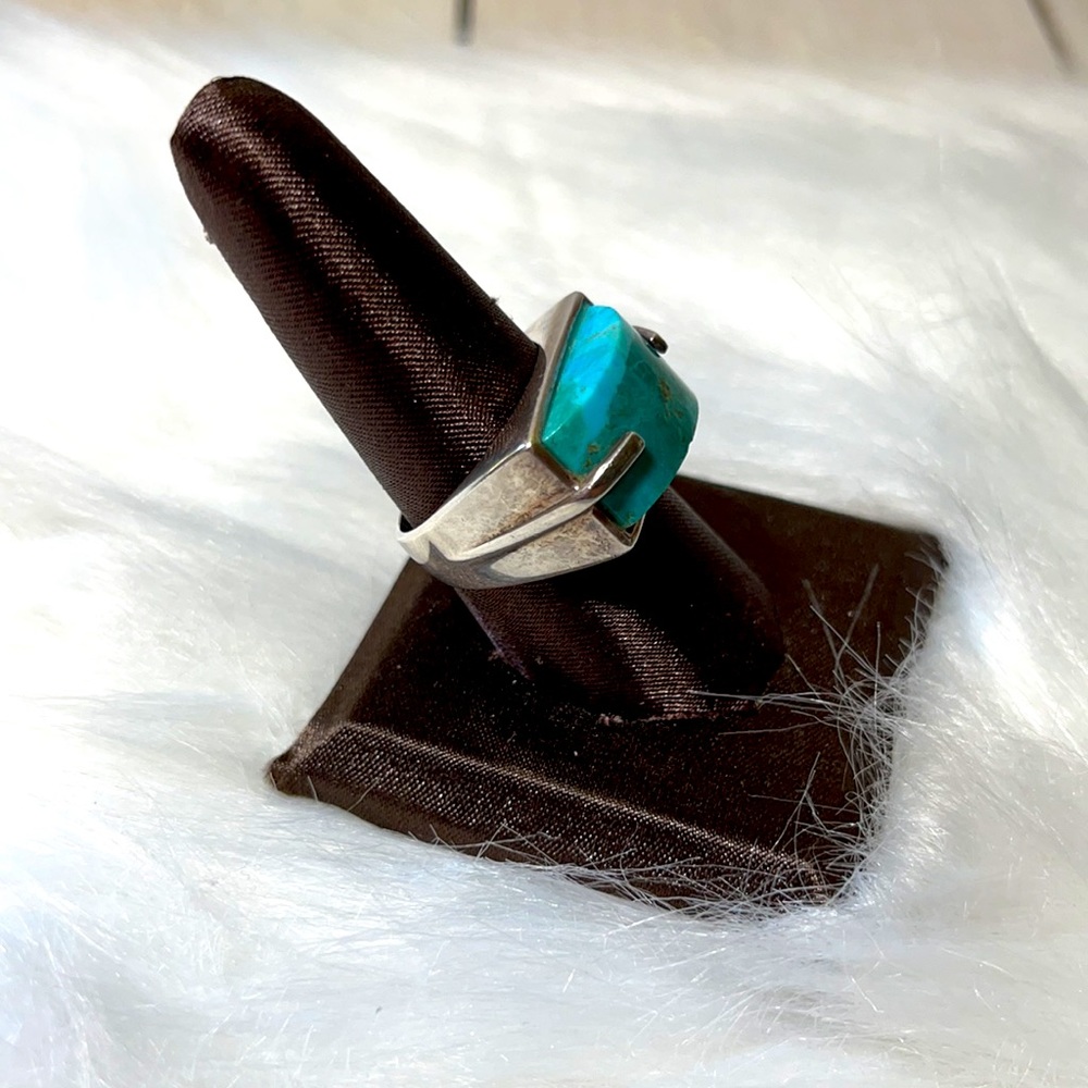 Unique style Sterling silver and turquoise ring - Picture 8 of 8